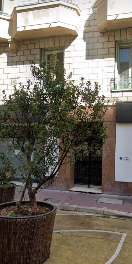 Joli Appartement Spacieux A 3 Min A Pied De La Mer Nice Exterior photo